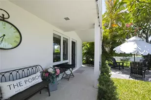 1216 10th St N, Naples, FL 34102 - Photo 10