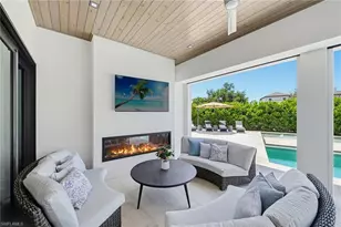 692 Banyan Blvd, Naples, FL 34102 - Photo 8