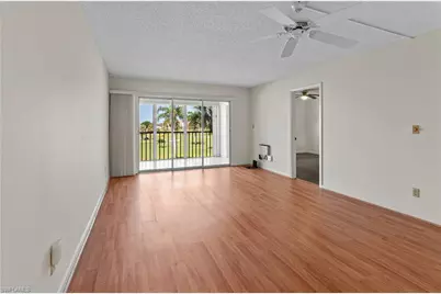 21 High Point Cir E #305, Naples, FL 34103 - Photo 8