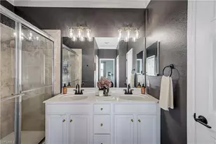 2620 Blossom Wy, Naples, FL 34120 - Photo 18