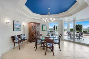 295 Grande Way, Naples, FL 34110 - Photo 6