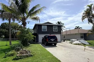 125 4th St, Naples, FL 34113 - Photo 10