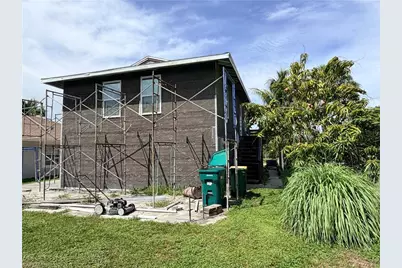 125 4th St, Naples, FL 34113 - Photo 6