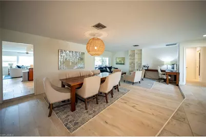 191 Torrey Pines Pt, Naples, FL 34113 - Photo 2