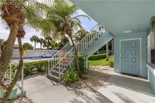 137 Wading Bird Cir, Naples, FL 34110 - Photo 16