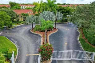 8274 Key Royal Cir, Naples, FL 34119 - Photo 12