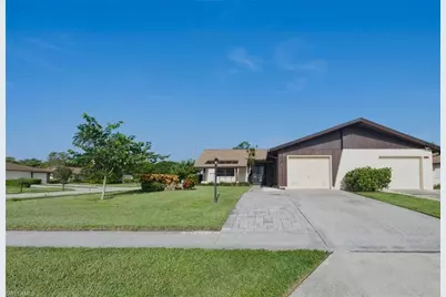 102 Round Key Cir #G3, Naples, FL 34112 - Photo 1