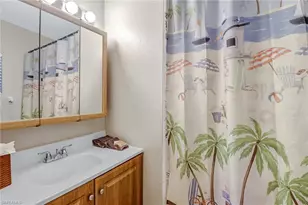 2140 Harbor Ln, Naples, FL 34104 - Photo 14