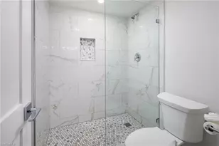 10475 Gulf Shore Dr, Naples, FL 34108 - Photo 18