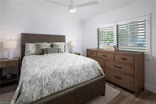 10475 Gulf Shore Dr, Naples, FL 34108 - Photo 22
