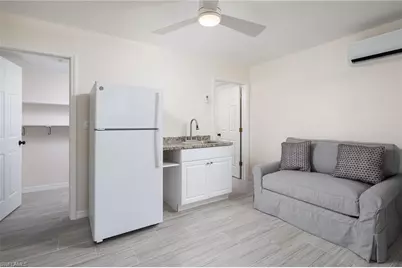 10475 Gulf Shore Dr #115, Naples, FL 34108 - Photo 26