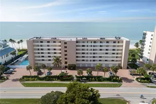 10475 Gulf Shore Dr, Naples, FL 34108 - Photo 38