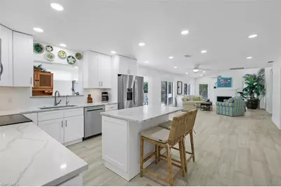 12286 McGregor Woods Cir, Fort Myers, FL 33908 - Photo 10