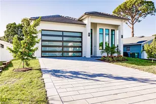 748 110th Ave N, Naples, FL 34108 - Photo 4