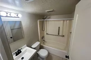 3838 Madison Ave, Fort Myers, FL 33916 - Photo 4
