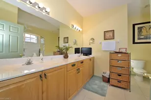 8125 Celeste Dr, Naples, FL 34113 - Photo 8