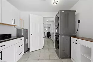 1776 Glenway Ct, Fort Myers, FL 33916 - Photo 14