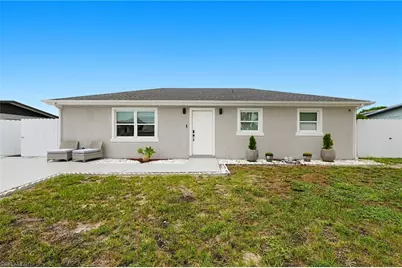 1776 Glenway Ct, Fort Myers, FL 33916 - Photo 1