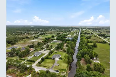 3931 64th Ave NE, Naples, FL 34120 - Photo 10