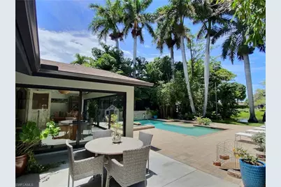 1031 Diana Ave, Naples, FL 34103 - Photo 14