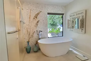 1031 Diana Ave, Naples, FL 34103 - Photo 18