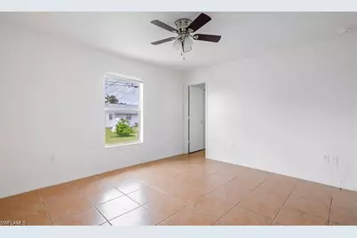 4932-4934 Viceroy Ct #4932, Cape Coral, FL 33904 - Photo 18