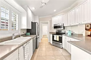 7704 Rozzini Ln, Naples, FL 34114 - Photo 10