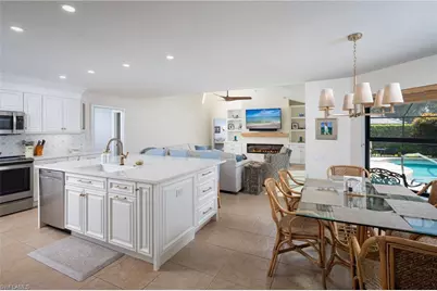196 Monterey Dr, Naples, FL 34119 - Photo 6