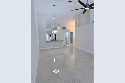 5332 Whitten Dr #43, Naples, FL 34104 - Photo 4