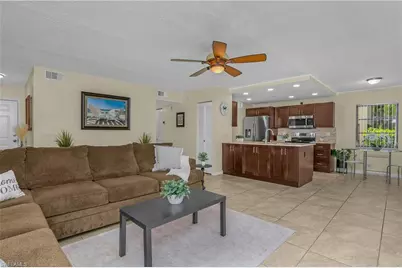 4112 SE 19th Pl #104, Cape Coral, FL 33904 - Photo 4