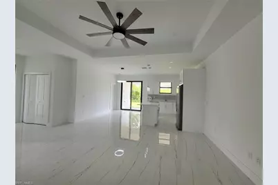 884-886 Milwaukee Blvd, Lehigh Acres, FL 33974 - Photo 6