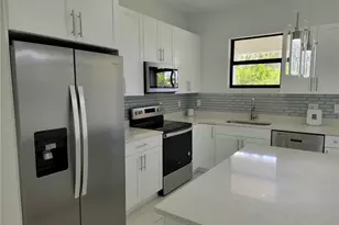 884-886 Milwaukee Blvd, Lehigh Acres, FL 33974 - Photo 18