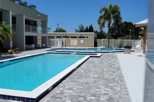 190 Santa Clara Dr, Naples, FL 34104 - Photo 14