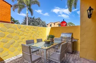 9012 Alturas St, Naples, FL 34113 - Photo 18