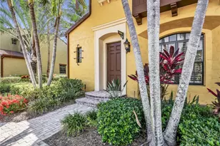9012 Alturas St, Naples, FL 34113 - Photo 4