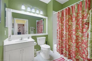 4864 Hampshire Ct, Naples, FL 34112 - Photo 22