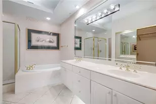 2036 Cascades Dr, Naples, FL 34112 - Photo 20