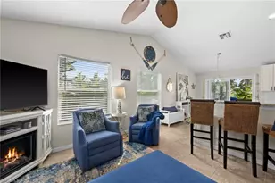 105 W Hilo St, Naples, FL 34113 - Photo 12