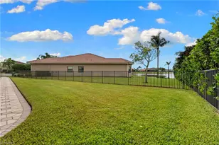 3999 Bering Ct, Naples, FL 34119 - Photo 46