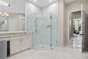 3999 Bering Ct, Naples, FL 34119 - Photo 18