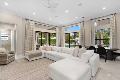 3999 Bering Ct, Naples, FL 34119 - Photo 12