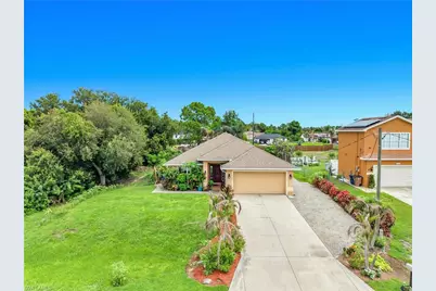 2508 41st St W, Lehigh Acres, FL 33971 - Photo 4
