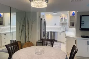 4005 Gulf Shore Blvd N, Naples, FL 34103 - Photo 8