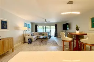 800 Meadowland Dr, Naples, FL 34108 - Photo 2