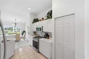 866 Carrick Bend Cir, Naples, FL 34110 - Photo 10