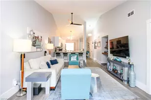 225 Robin Hood Cir, Naples, FL 34104 - Photo 24