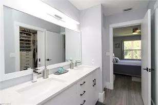 225 Robin Hood Cir, Naples, FL 34104 - Photo 42