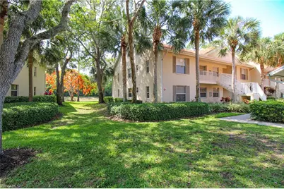 225 Robin Hood Cir #203, Naples, FL 34104 - Photo 2