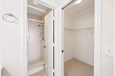1015 Mainsail Dr #112, Naples, FL 34114 - Photo 18