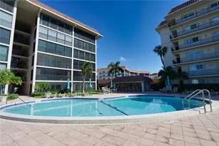 222 Harbour Dr, Naples, FL 34103 - Photo 18
